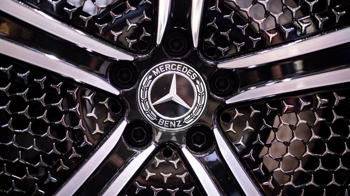 Nový Mercedes-AMG GT natočen při testování na okruhu